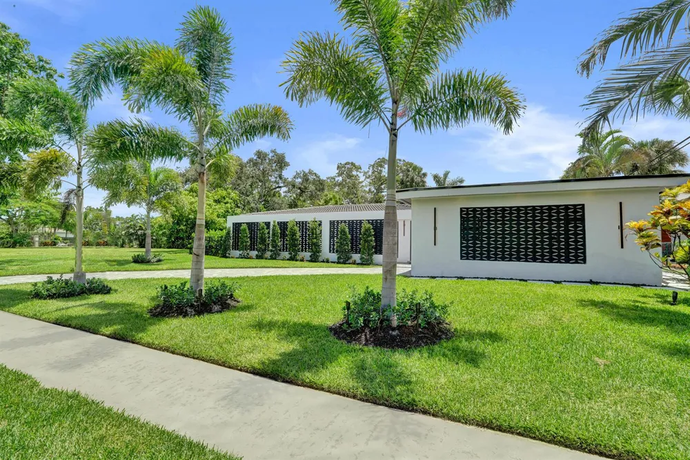 840 SW 3RD STREET Boca Raton, FL 33486