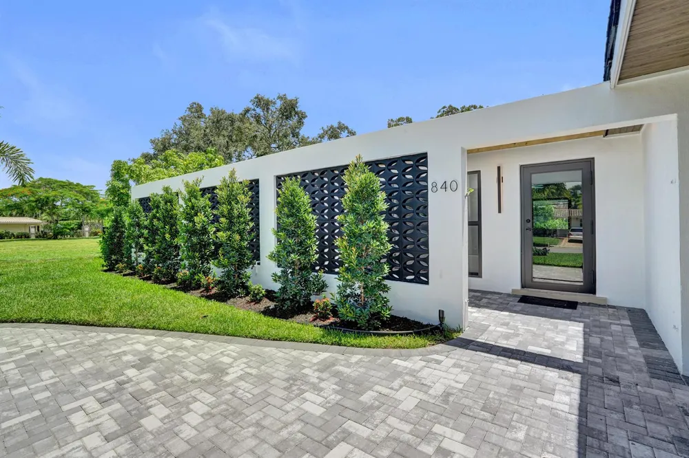 840 SW 3RD STREET Boca Raton, FL 33486