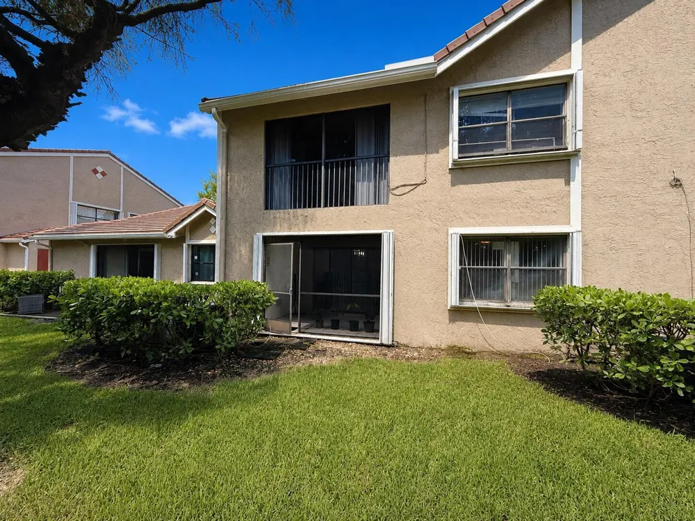 9601 RIVERSIDE DRIVE #A5 Coral Springs, FL 33071