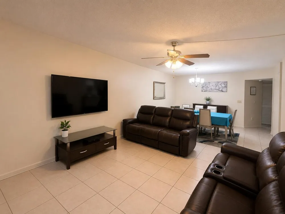9601 RIVERSIDE DRIVE #A5 Coral Springs, FL 33071