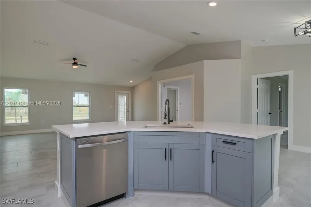 204 El Dorado Blvd N Cape Coral, FL 33993
