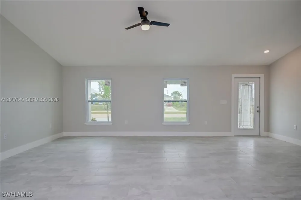 204 El Dorado Blvd N Cape Coral, FL 33993