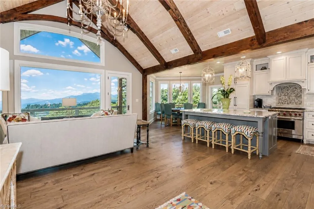 777 Green Hill Road Blowing Rock, NC 28605