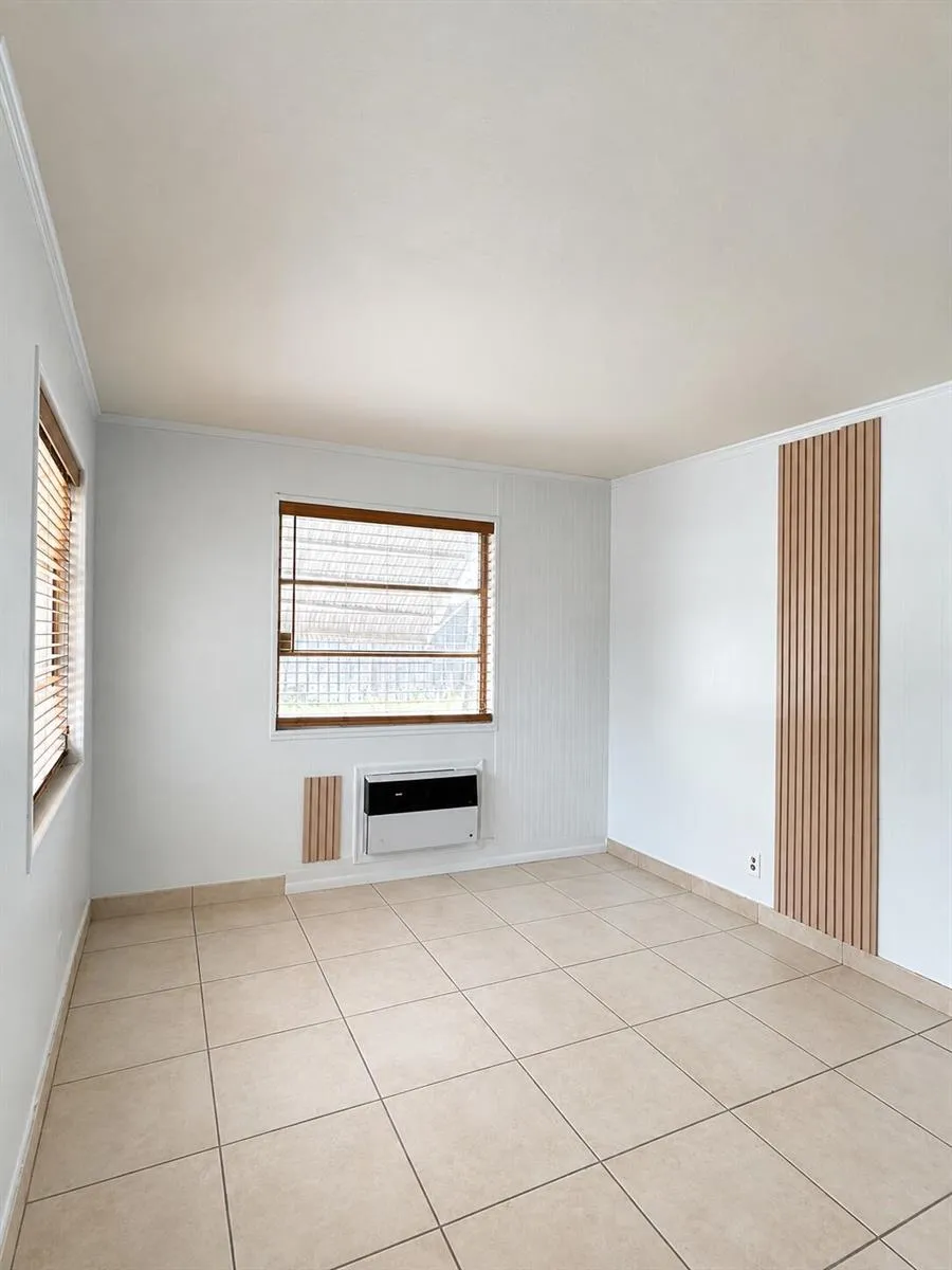 121 Cleveland Street #3 