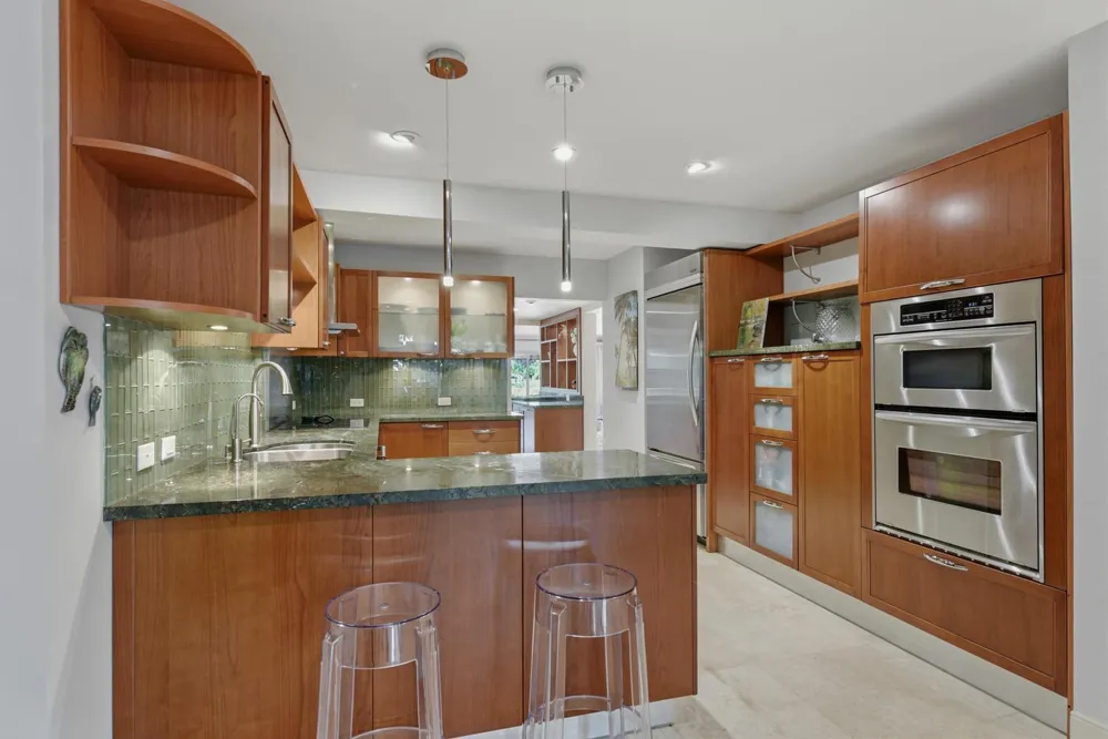 1172 Hillsboro Mile #2-4 Hillsboro Beach, FL 33062