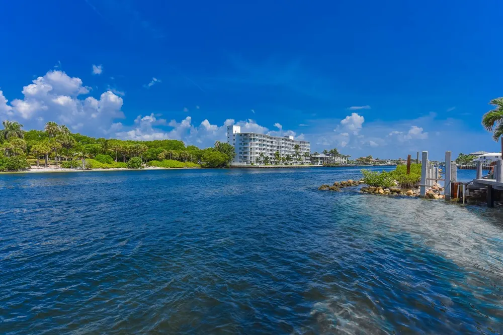 1172 Hillsboro Mile #2-4 Hillsboro Beach, FL 33062