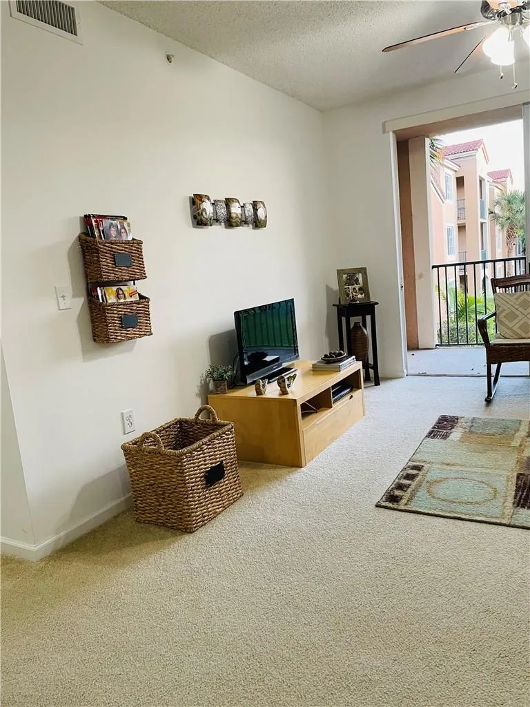 8020 NOB HILL ROAD #206 Tamarac, FL 33321