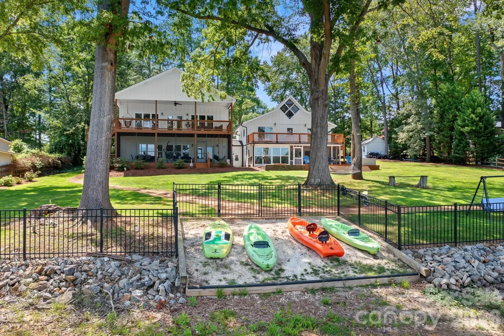 188 Sagemore Road Mooresville, NC 28117