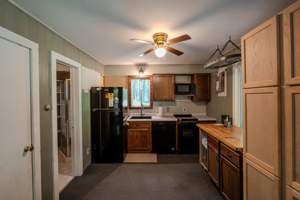 598 M-37 Baldwin, MI 49304