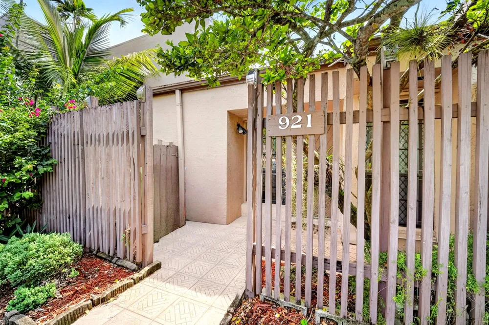 921 NW 122ND TERRACE Pembroke Pines, FL 33026