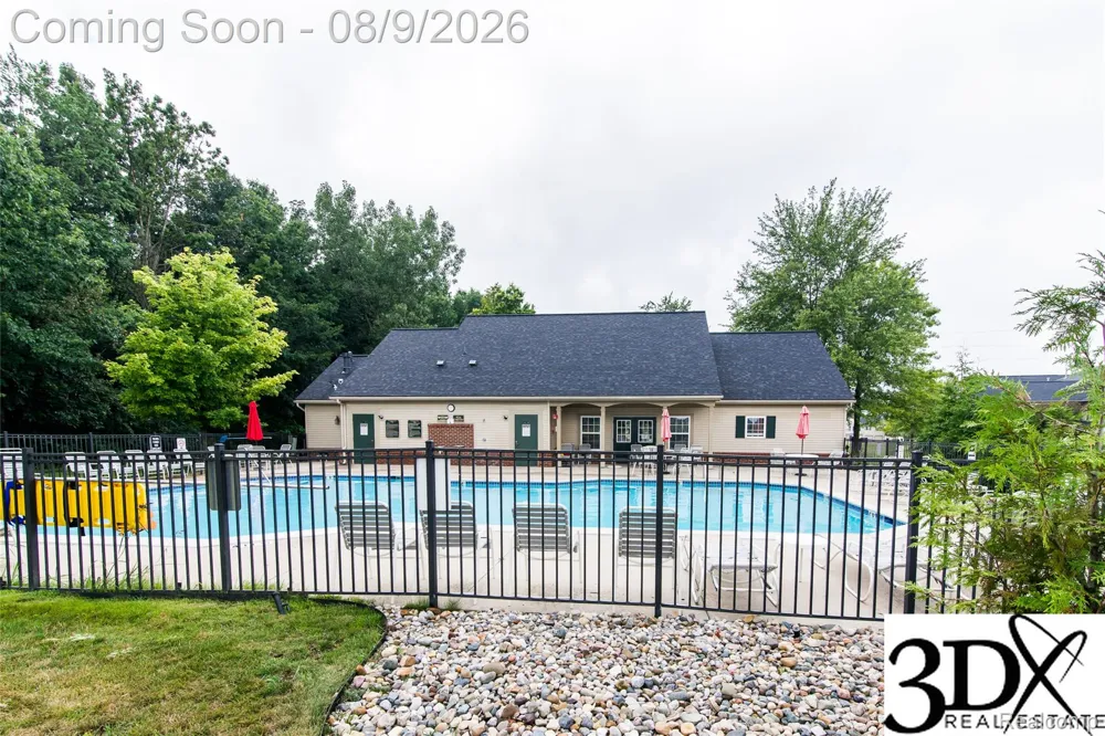 4256 Hampton Ridge Boulevard Genoa Township, MI 48843