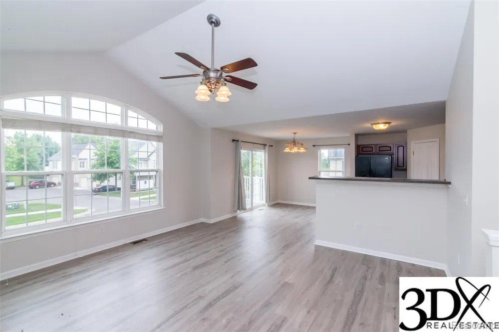 4256 Hampton Ridge Boulevard Genoa Township, MI 48843