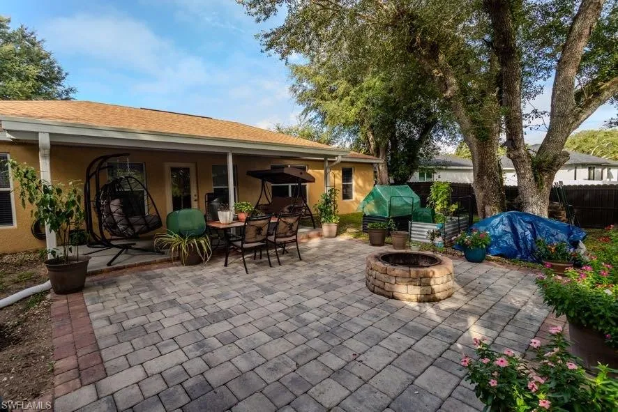 1098 Mission Lane Labelle, FL 33935