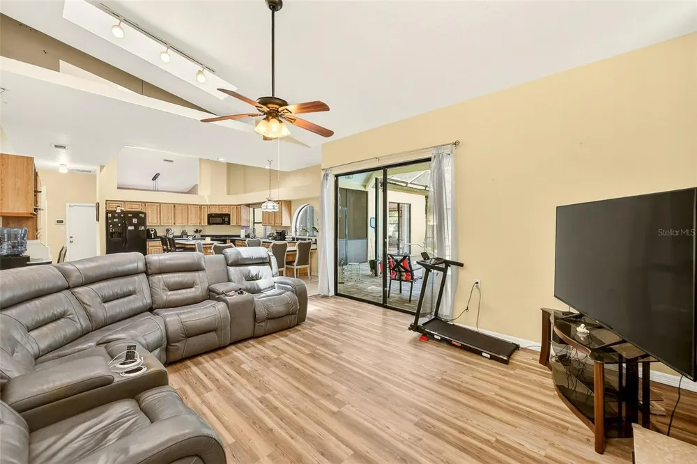 9757 HERMOSILLO DRIVE New Port Richey, FL 34655