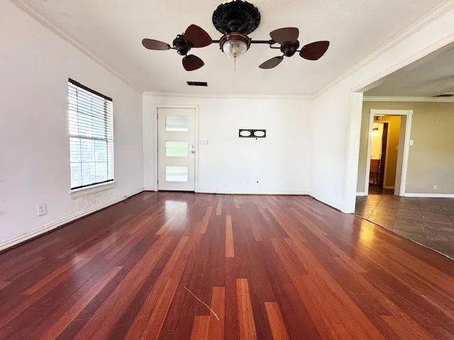 2414 Brandon Street Dallas, TX 75211