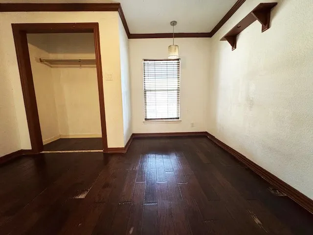 2414 Brandon Street Dallas, TX 75211