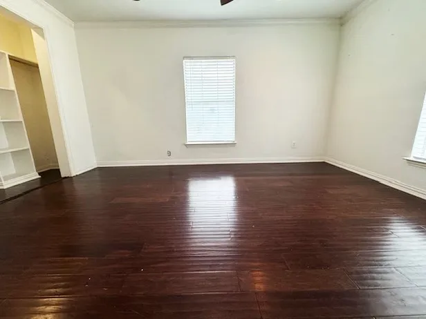 2414 Brandon Street Dallas, TX 75211