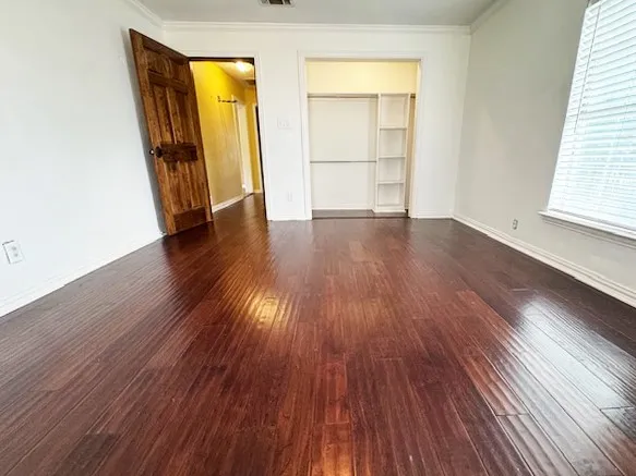 2414 Brandon Street Dallas, TX 75211