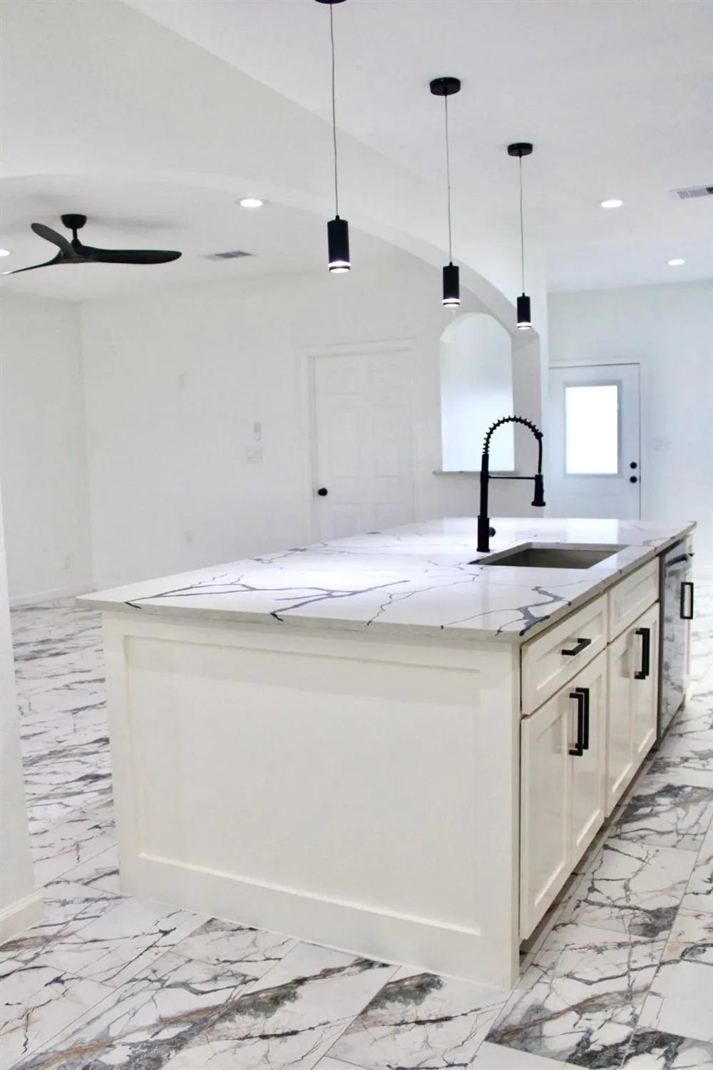 812 Road 57071 Cleveland, TX 77327