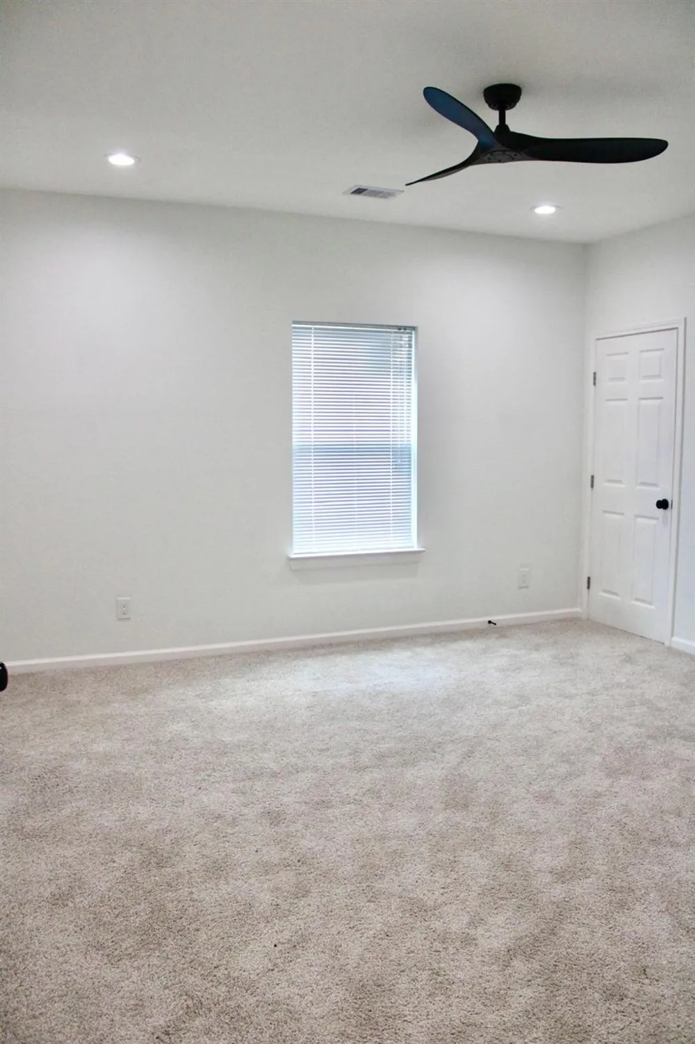 812 Road 57071 Cleveland, TX 77327