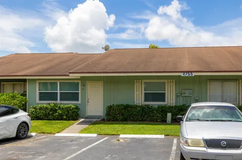 4755 ORLEANS COURT #B