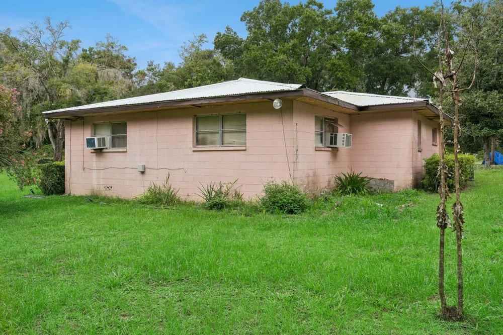 6184 NE 54TH BOULEVARD Wildwood, FL 34785