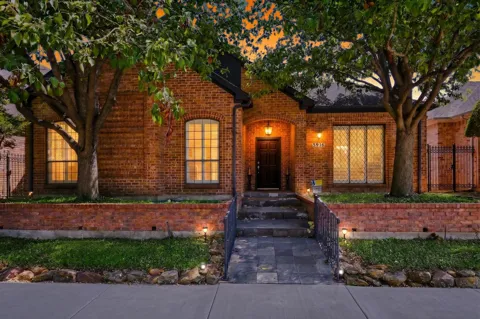 5916 Encore Drive