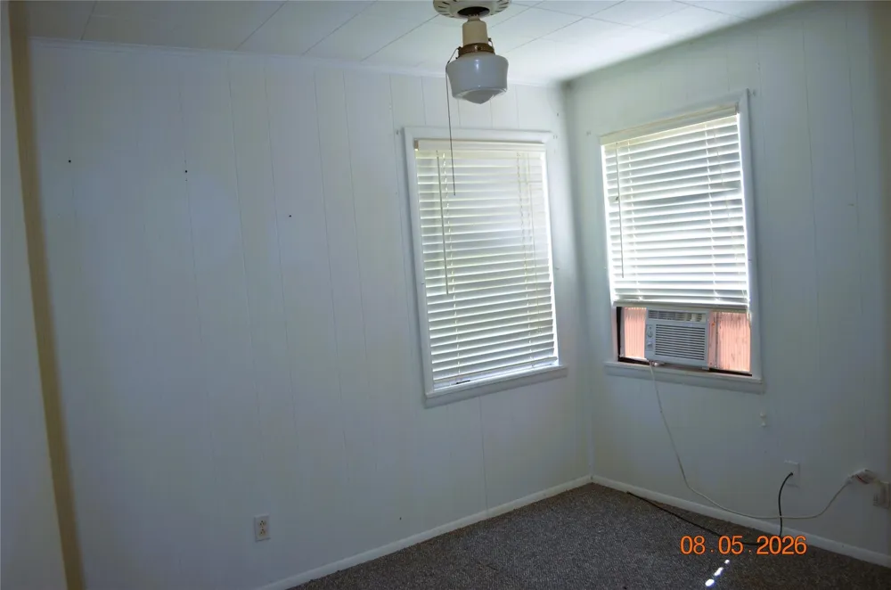242 Lamenda Avenue Livingston, TX 77351