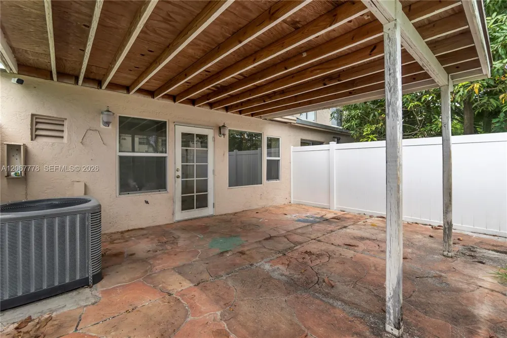 1455 NW 80th Ave #J Margate, FL 33063
