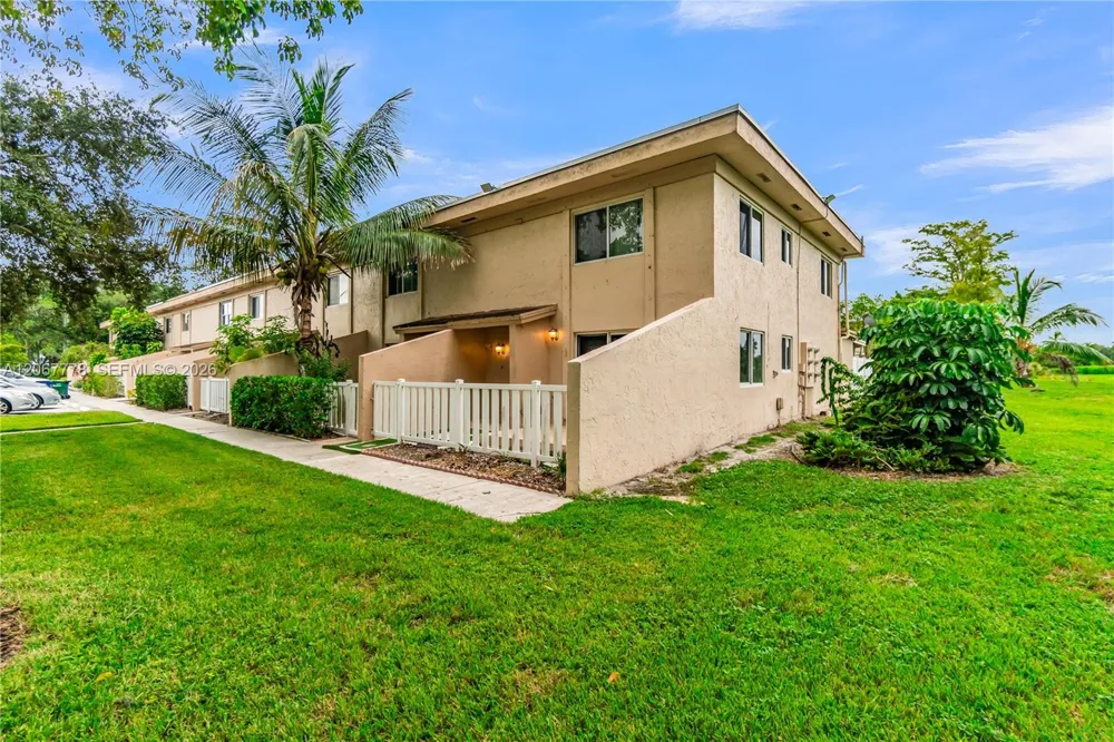 1455 NW 80th Ave #J Margate, FL 33063