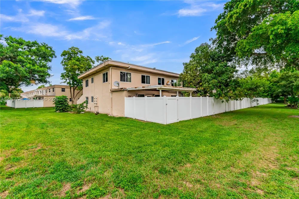 1455 NW 80th Ave #J Margate, FL 33063
