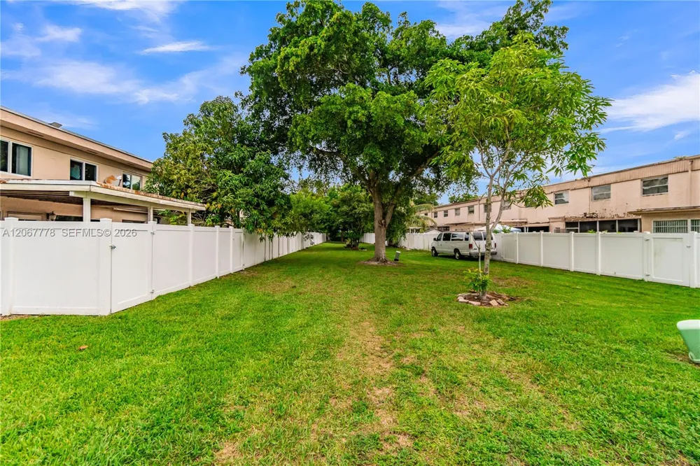 1455 NW 80th Ave #J Margate, FL 33063