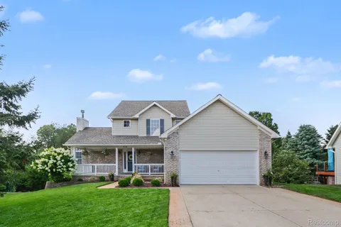 1134 Brookside Court