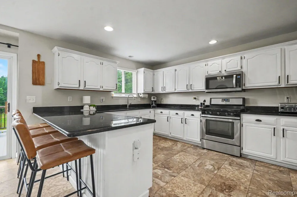 1134 Brookside Court Oxford Charter Township, MI 48371