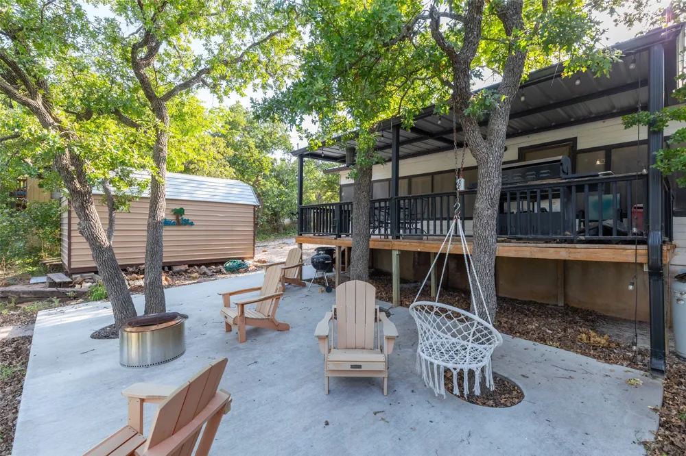 481 North Shore Drive Cisco, TX 76437