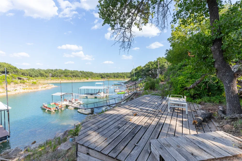 481 North Shore Drive Cisco, TX 76437