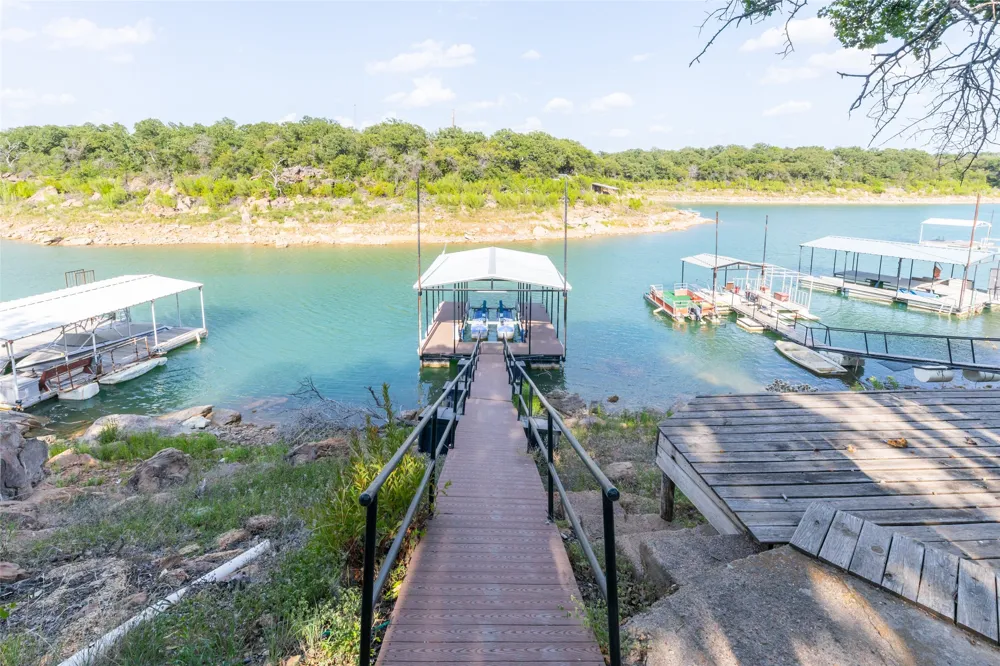 481 North Shore Drive Cisco, TX 76437