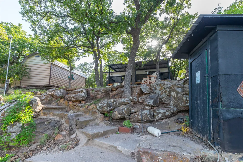 481 North Shore Drive Cisco, TX 76437