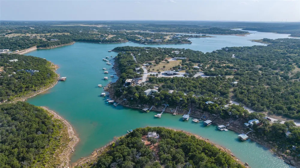481 North Shore Drive Cisco, TX 76437