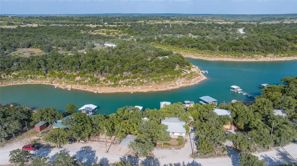 481 North Shore Drive Cisco, TX 76437