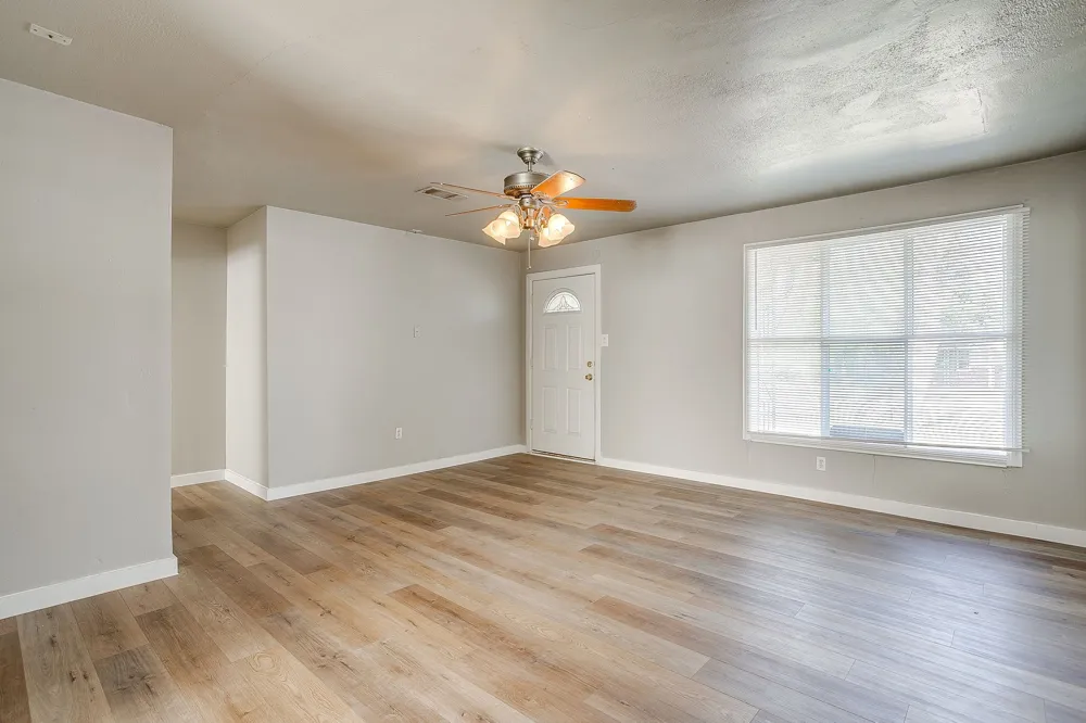 3112 Willow Park Street Richland Hills, TX 76118