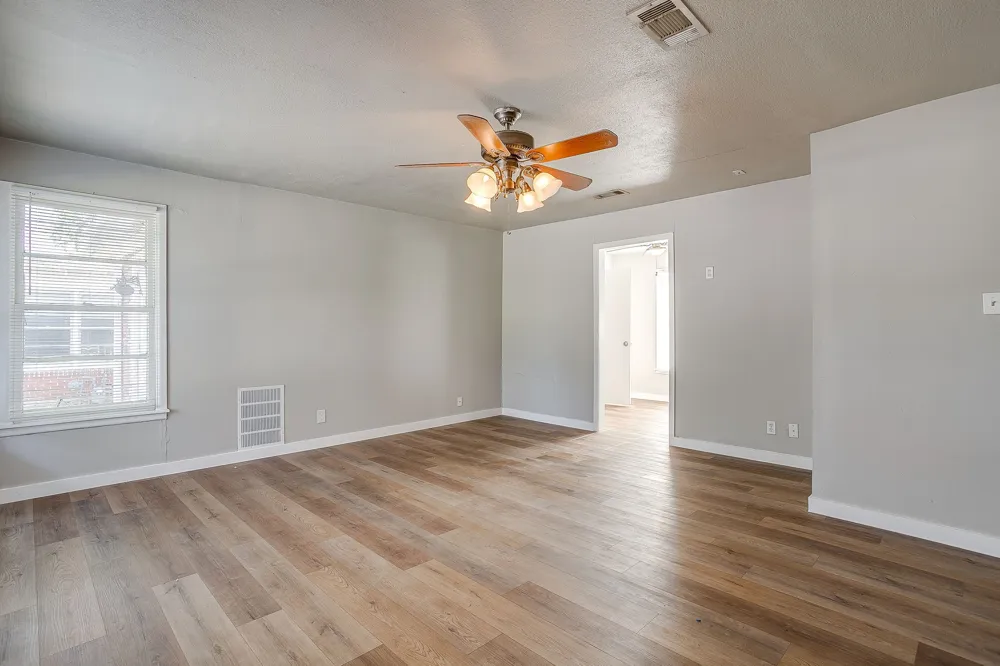 3112 Willow Park Street Richland Hills, TX 76118