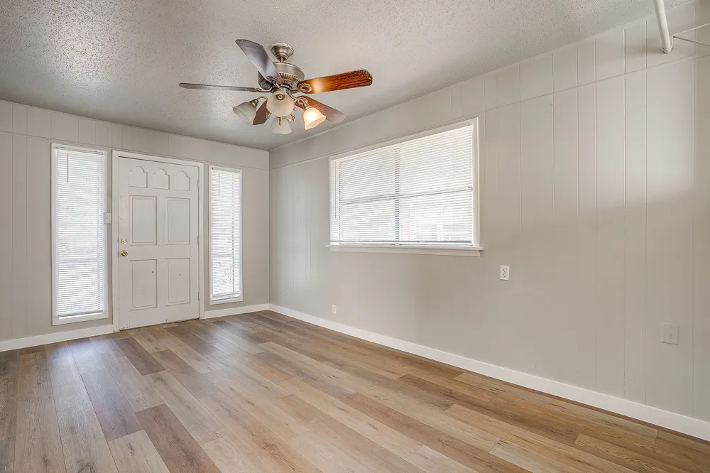 3112 Willow Park Street Richland Hills, TX 76118