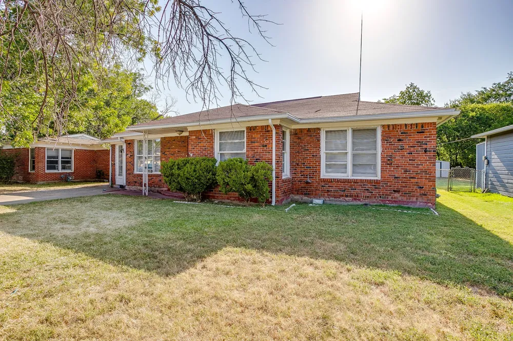3112 Willow Park Street Richland Hills, TX 76118
