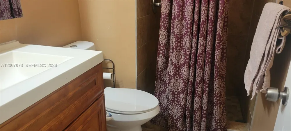1743 NE 141st St North Miami, FL 33181