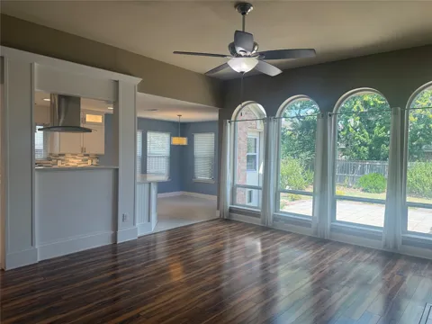 1325 Gatewood Drive