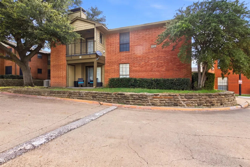 5909 Lake Hubbard Parkway #211 Garland, TX 75043