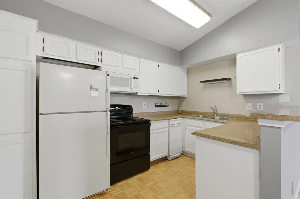 5909 Lake Hubbard Parkway #211 Garland, TX 75043