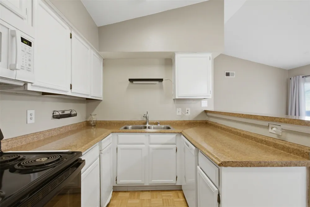 5909 Lake Hubbard Parkway #211 Garland, TX 75043