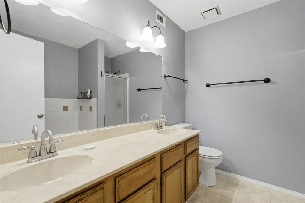 5909 Lake Hubbard Parkway #211 Garland, TX 75043